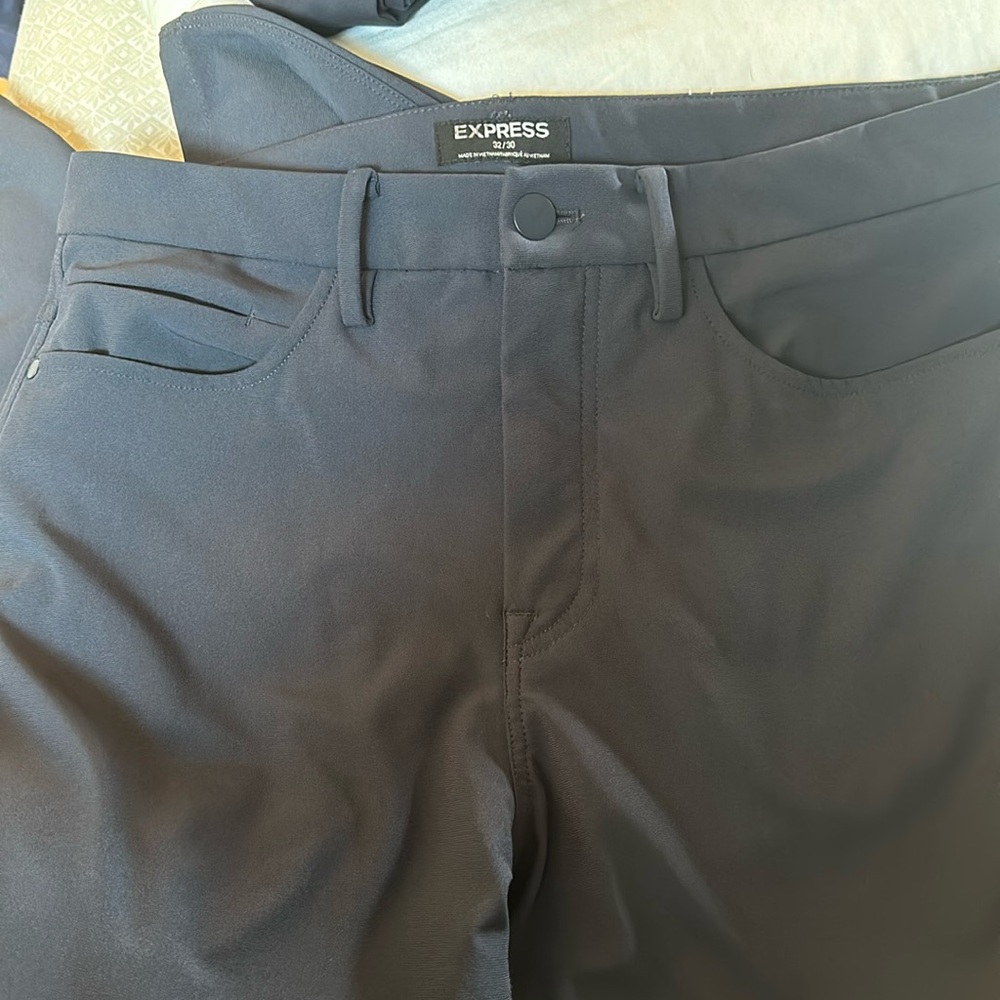 Express men tech pants navy 32/30